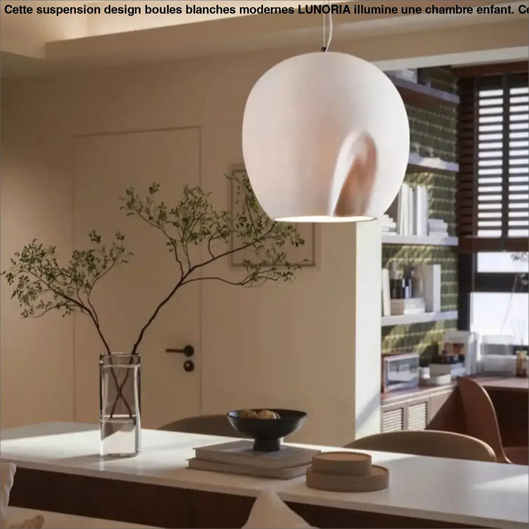 Suspension Luminaire Sphérique Pliée D’un Côté Touche Raffinée