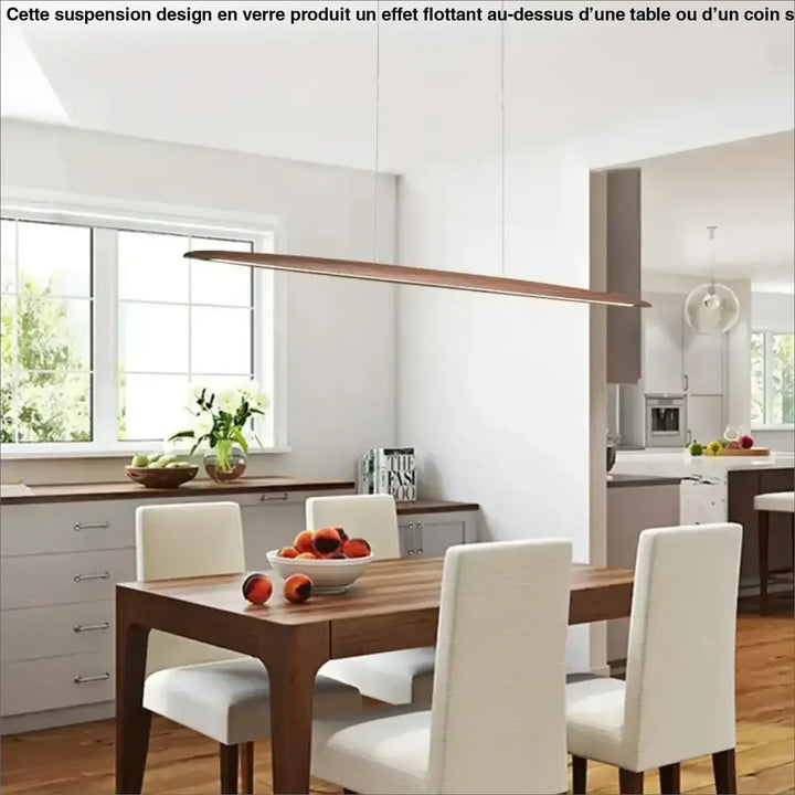 Suspension linéaire bois design pour salle à manger épurée

