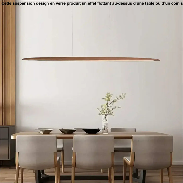 Suspension linéaire bois design pour salle à manger épurée


