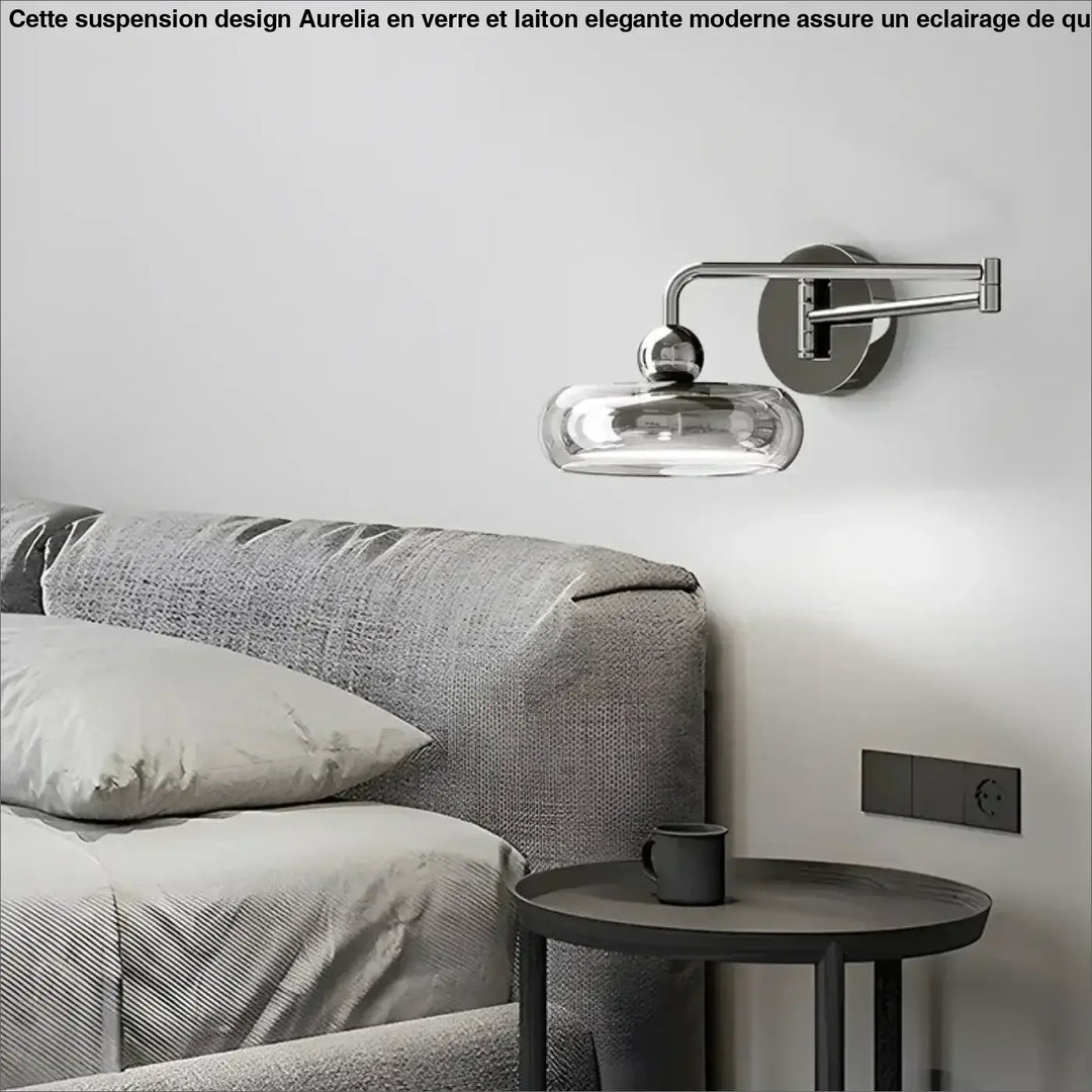 Applique Murale Chromée Avec Abat-Jour En Aluminium Transparent