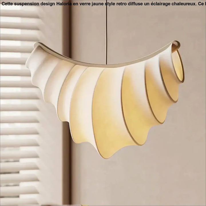Suspension luminaire design ondulations élégantes et moderne