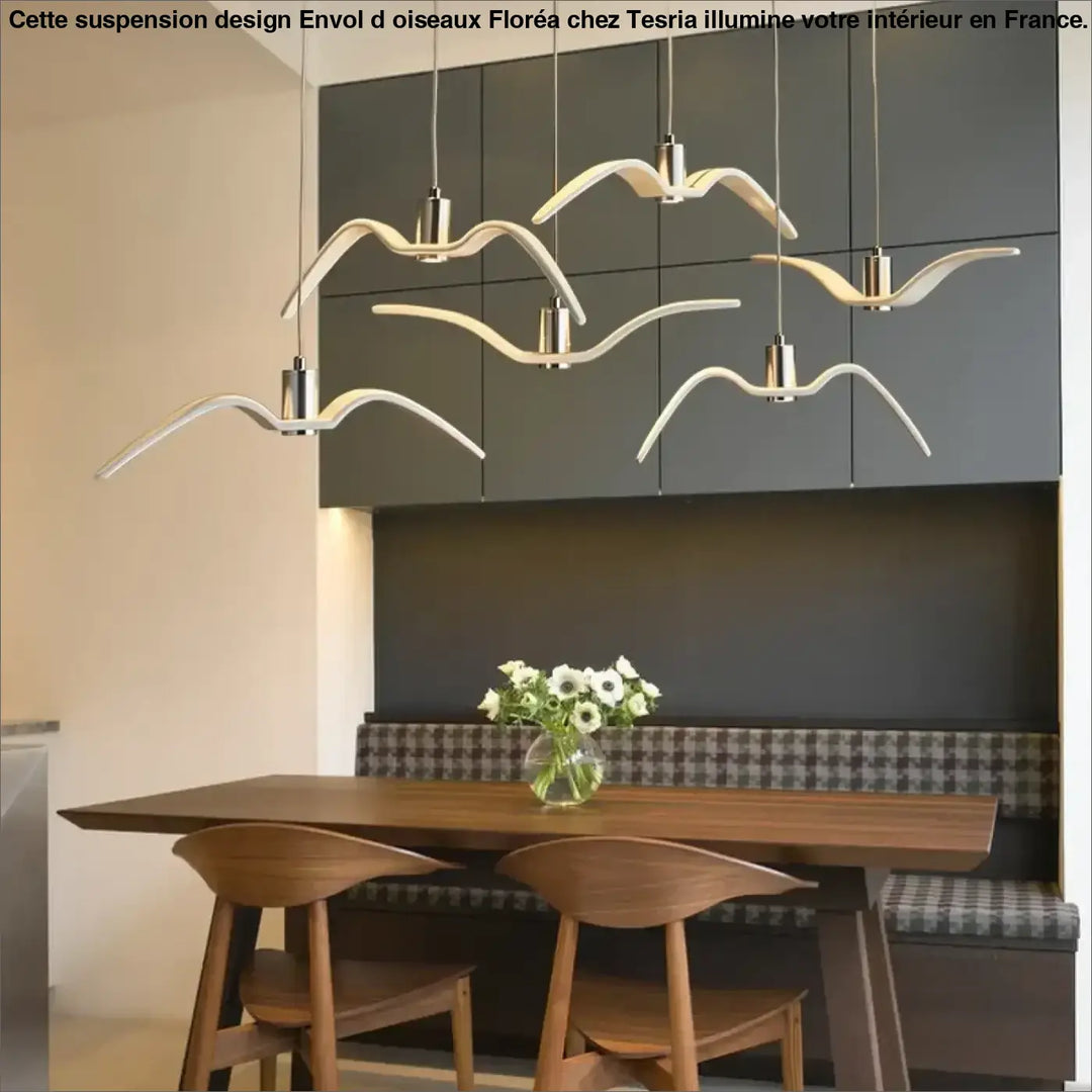 Suspension design envol d’oiseaux lumineux

