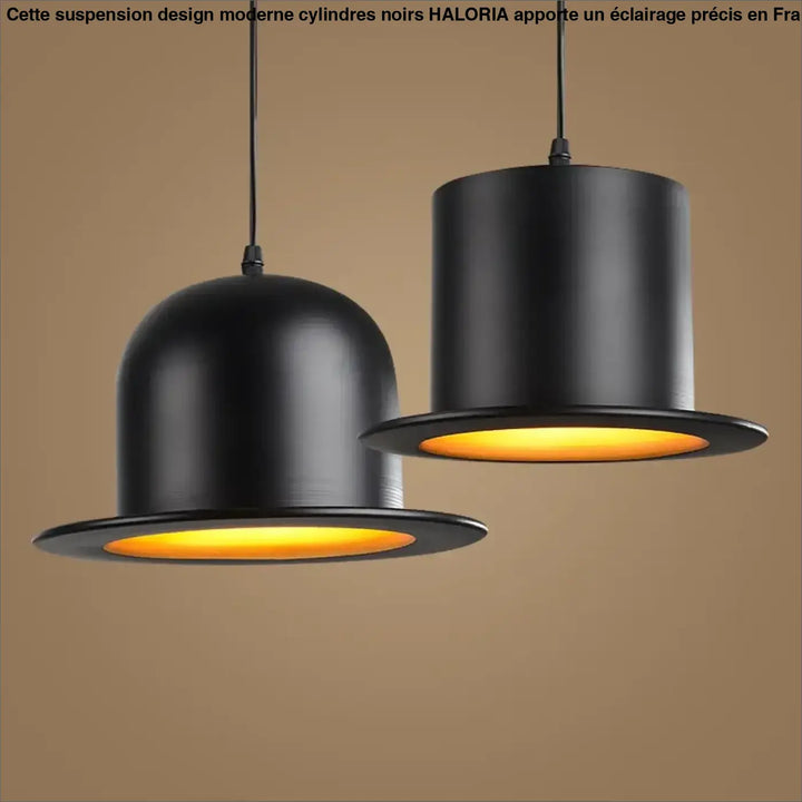 Suspension luminaire métal noir avec réflecteur doré chaleureux