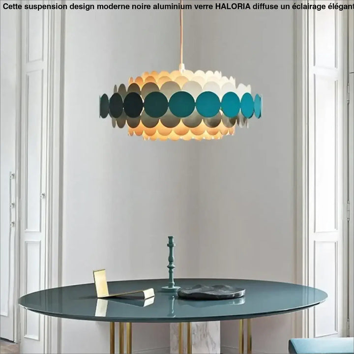 Suspension design moderne à disques métalliques élégants