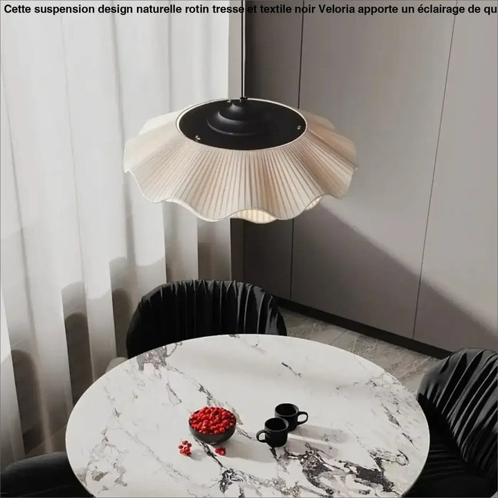 Suspension en tissu plissé style artisanal blanc chic