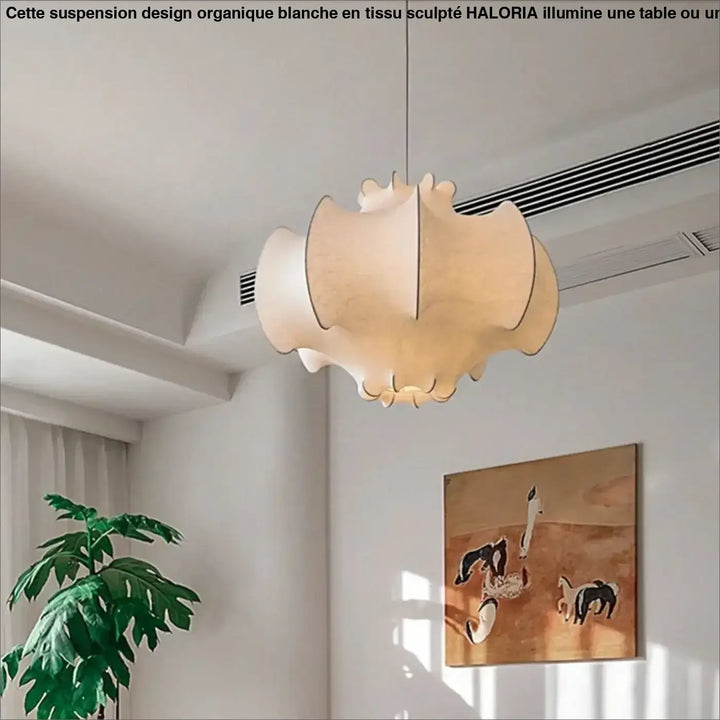 Suspension design organique blanche en tissu sculpté style contemporain