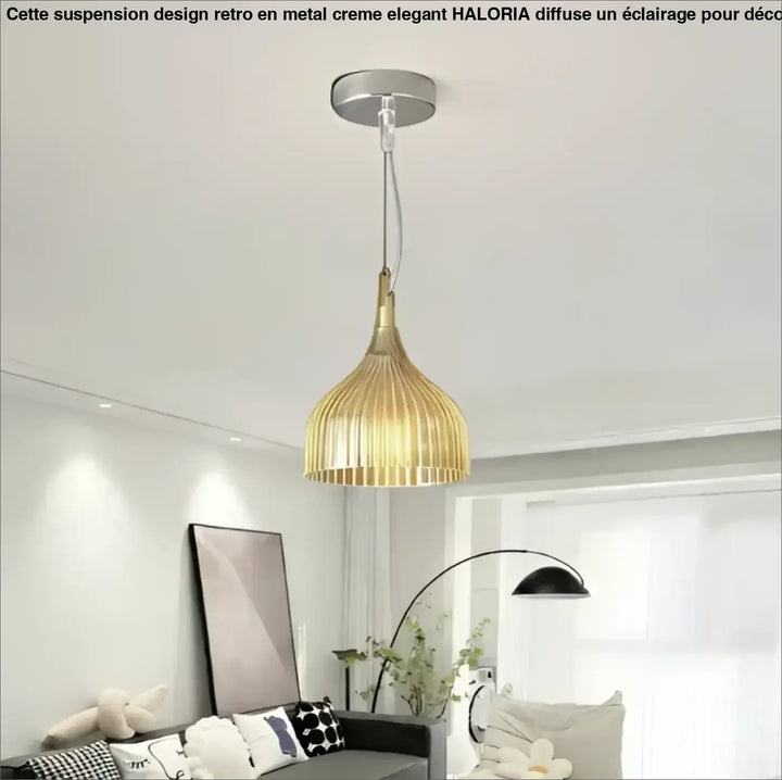 Suspension luminaire aurys en verre nervuré doré avec fixation plafond métallique élégante suspension luminaire vintage