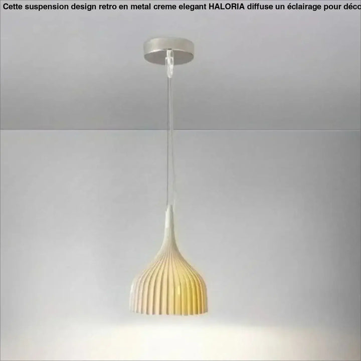 Suspension luminaire aurys avec verre nervuré chaud et monture métallique moderne pour éclairage vintage