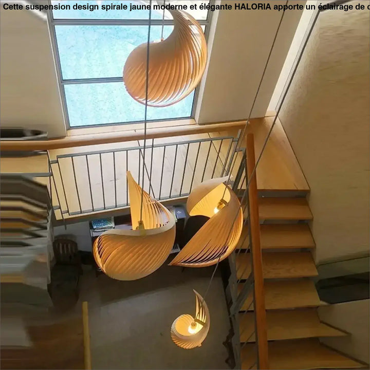 Suspension Design Spirale Jaune Moderne et Élégante

