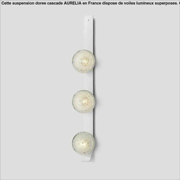 Applique Murale Verticale Dorée Avec Globes Soufflés Élégants