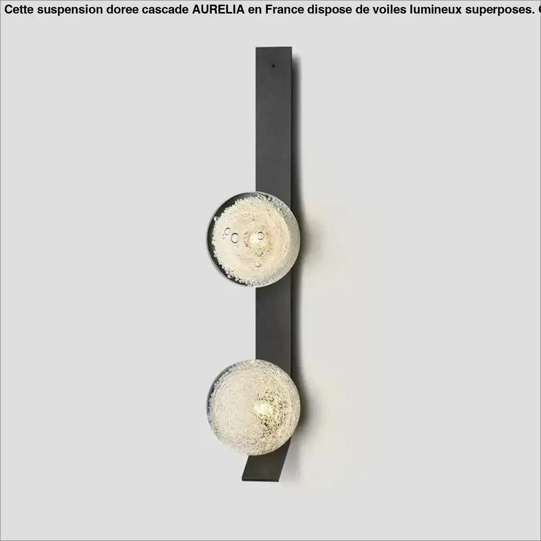Applique Murale Verticale Dorée Avec Globes Soufflés Élégants