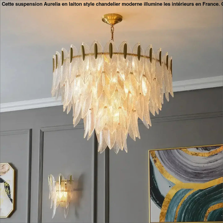 Suspension luminaire dorée en verre sculpté style art déco chic