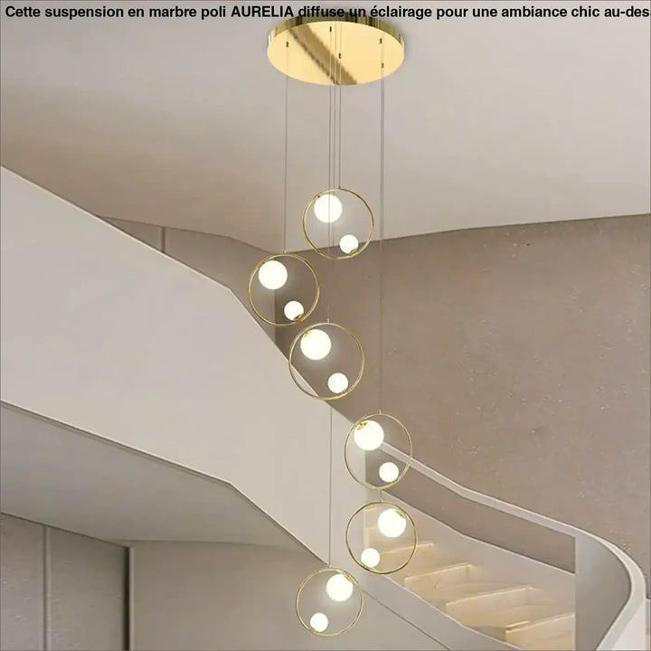 Suspension Cascade LED Moderne Avec Sphères Ajourées Chic Doré