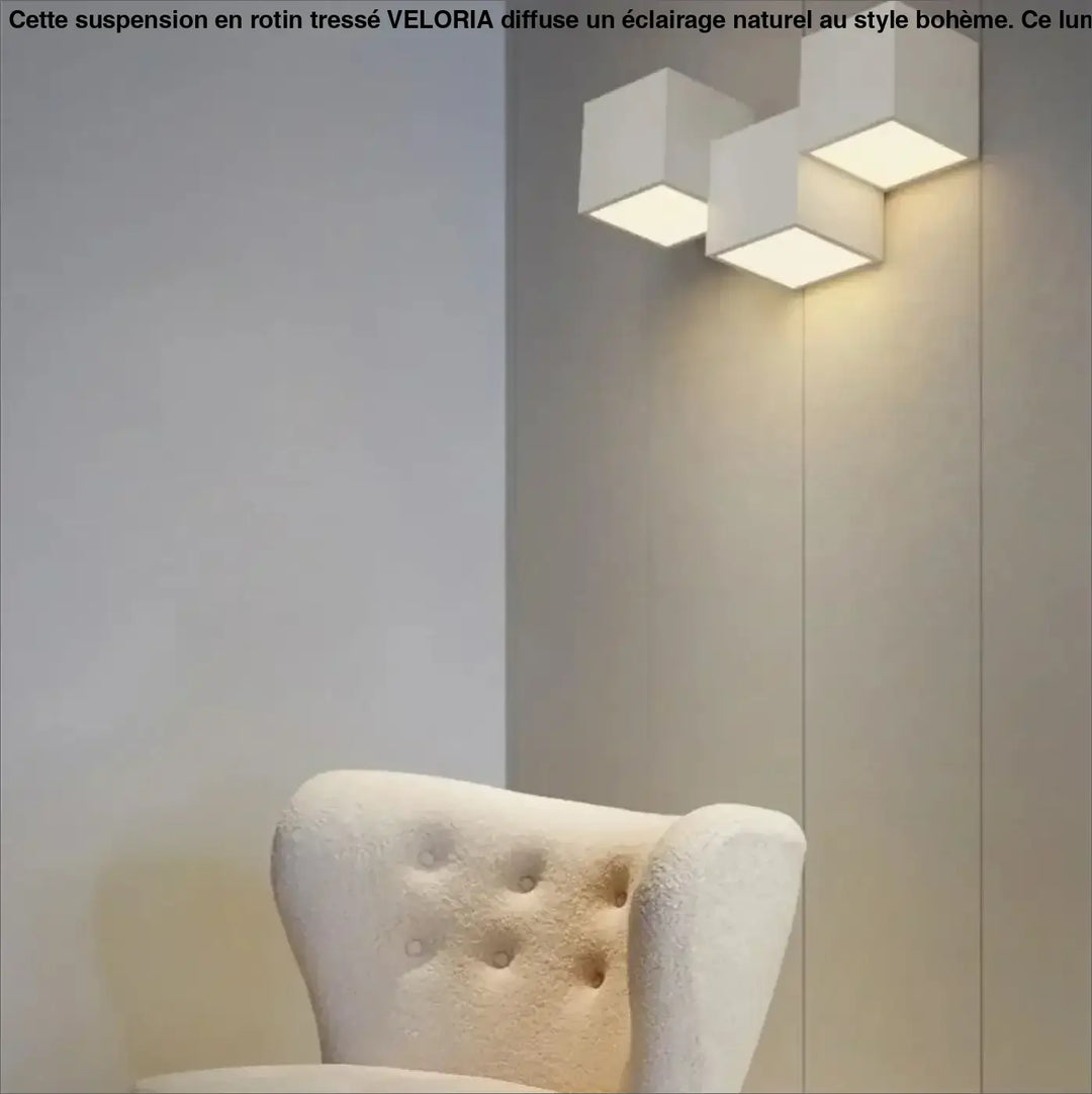 Applique murale kubora carrés flottants en cube blanc moderne avec trois luminaires géométriques effet lumineux