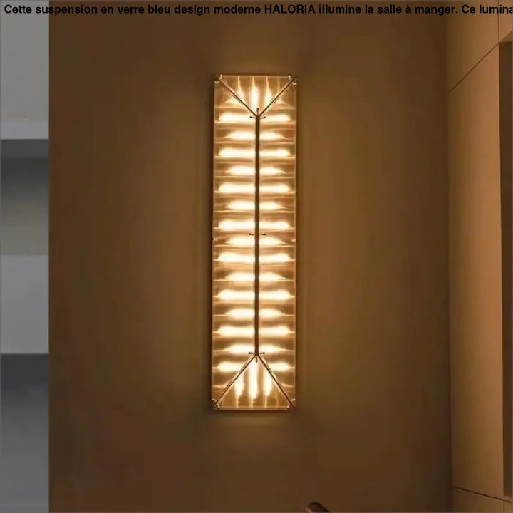 Applique murale longiligne en métal doré et led style chic