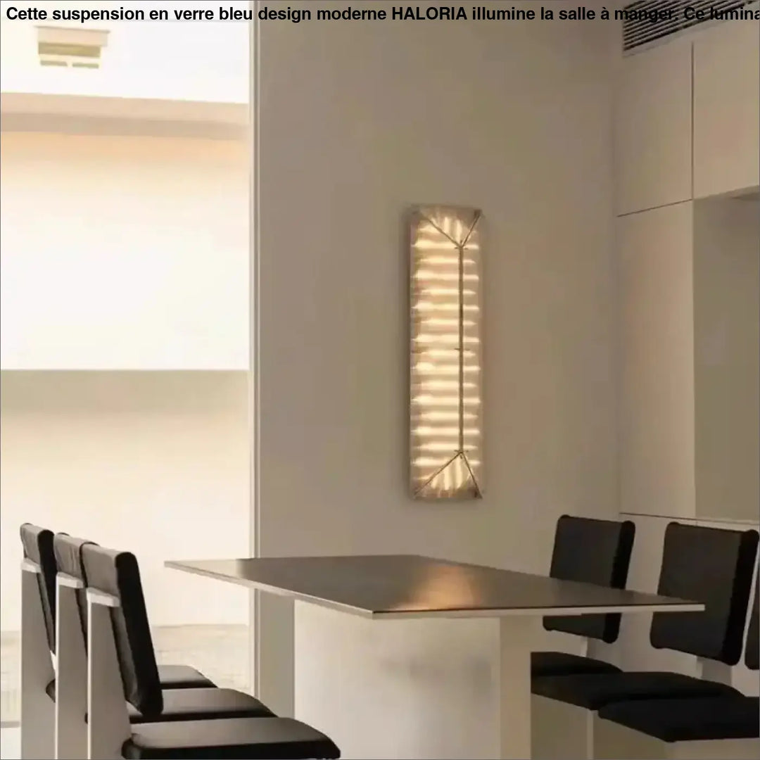 Applique murale longiligne en métal doré et led style chic