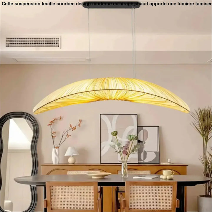 Suspension Feuille Courbée Design Moderne Éclairage Chaud

