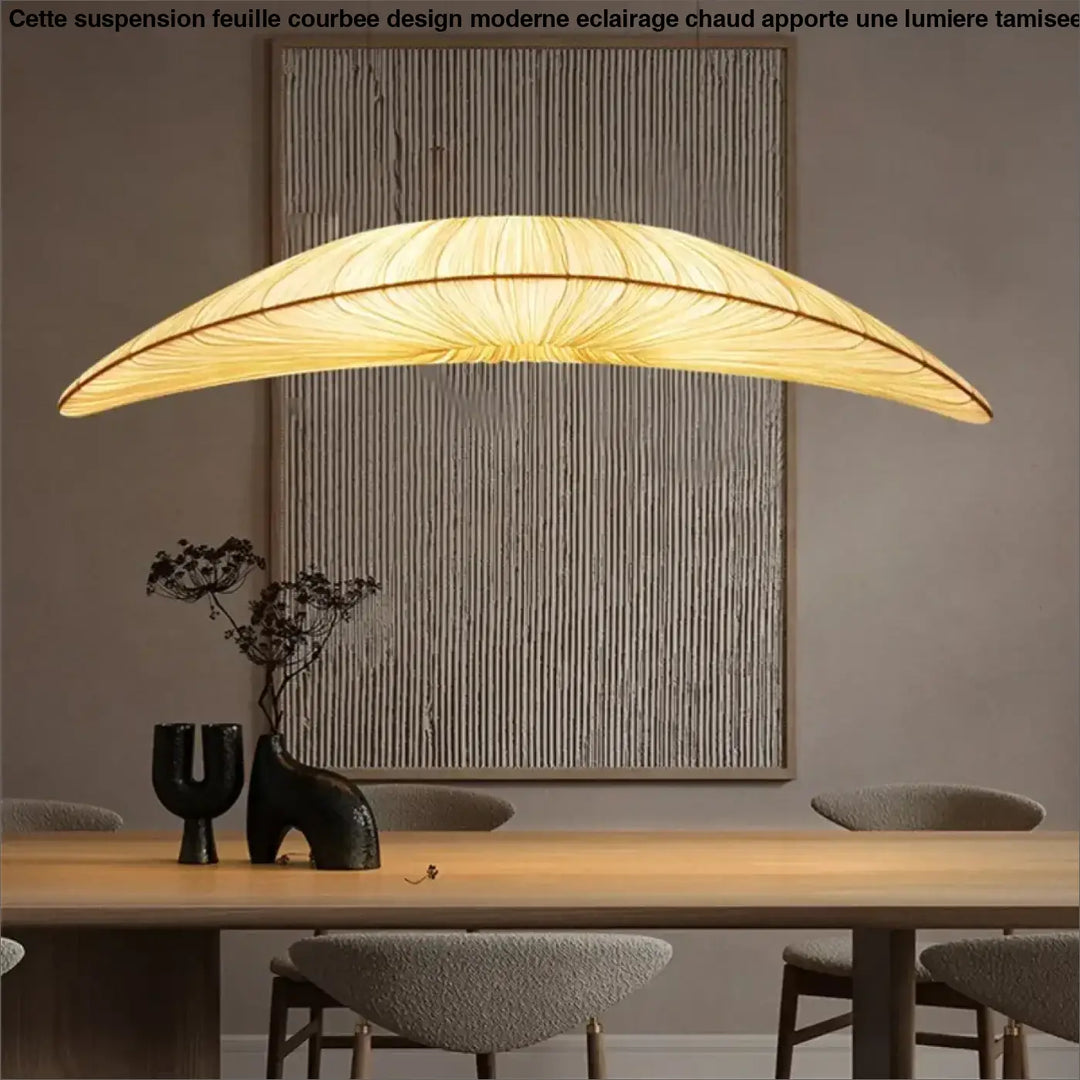 Suspension Feuille Courbée Design Moderne Éclairage Chaud

