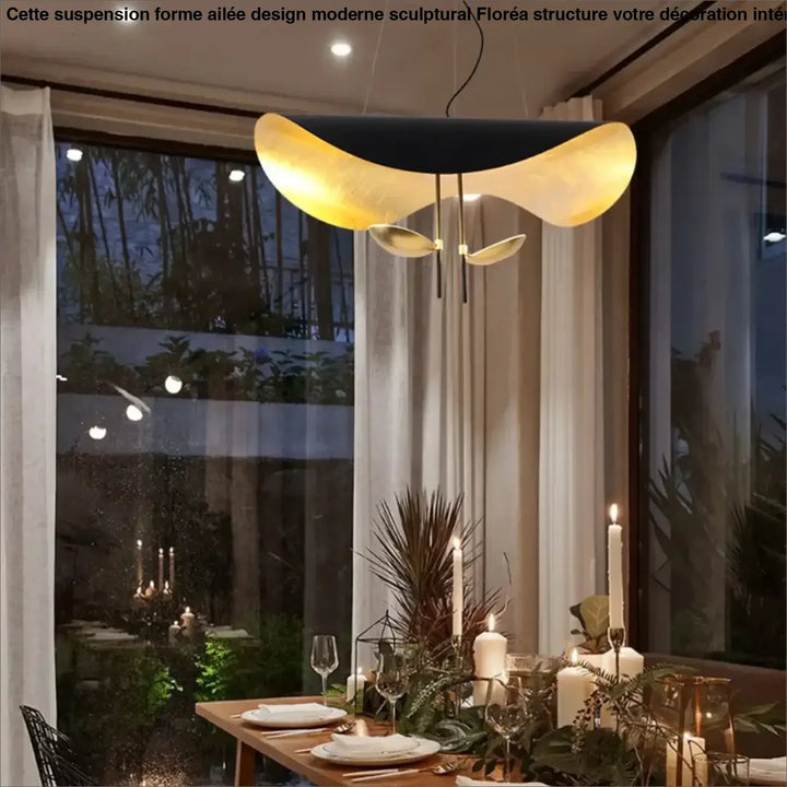 Suspension Forme Ailée Design Moderne Sculptural