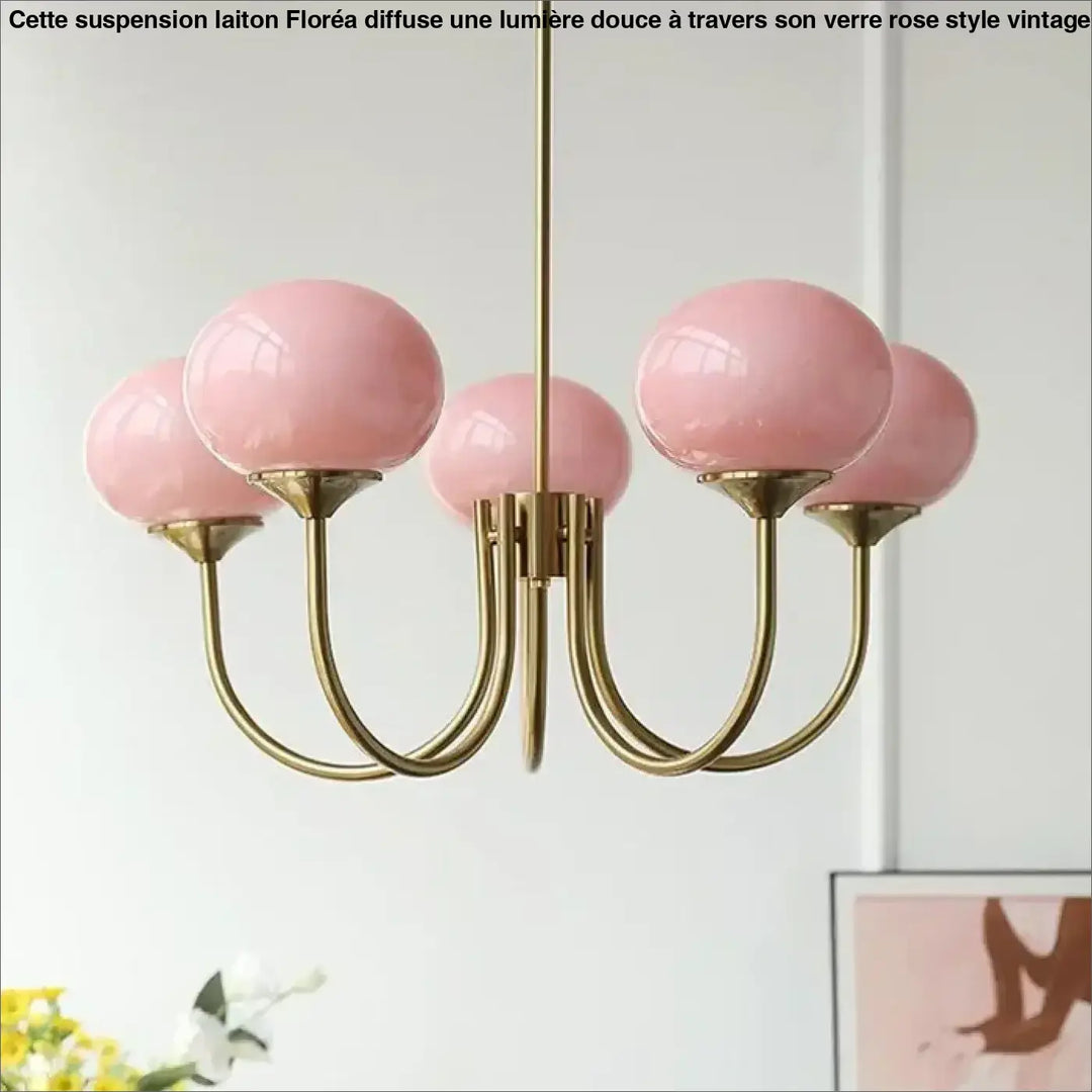 Suspension Laiton Avec Des Globes En Verre Style Vintage Élégant