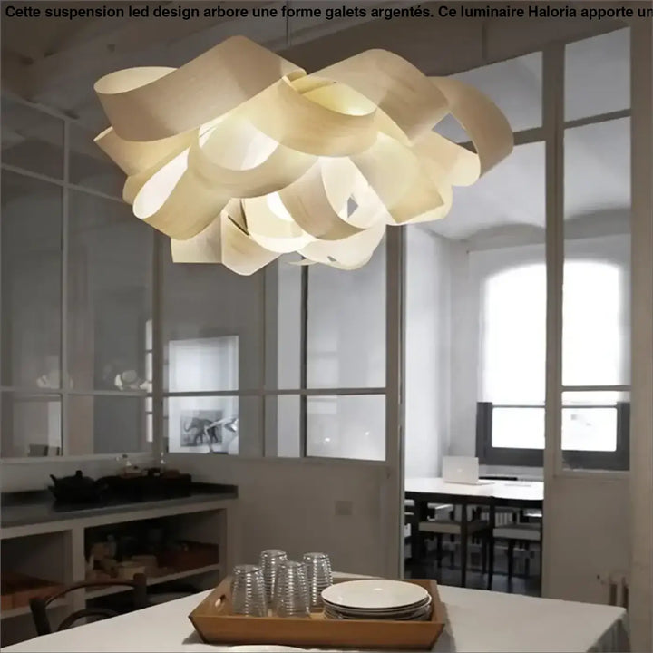 Suspension luminaire design organique en rubans de bois naturel