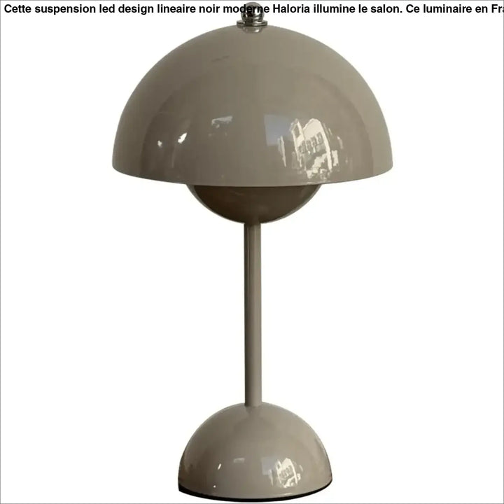 Lampe de table tamby en gris mat avec un design champignon moderne et une finition chrome poli pour table design colorée