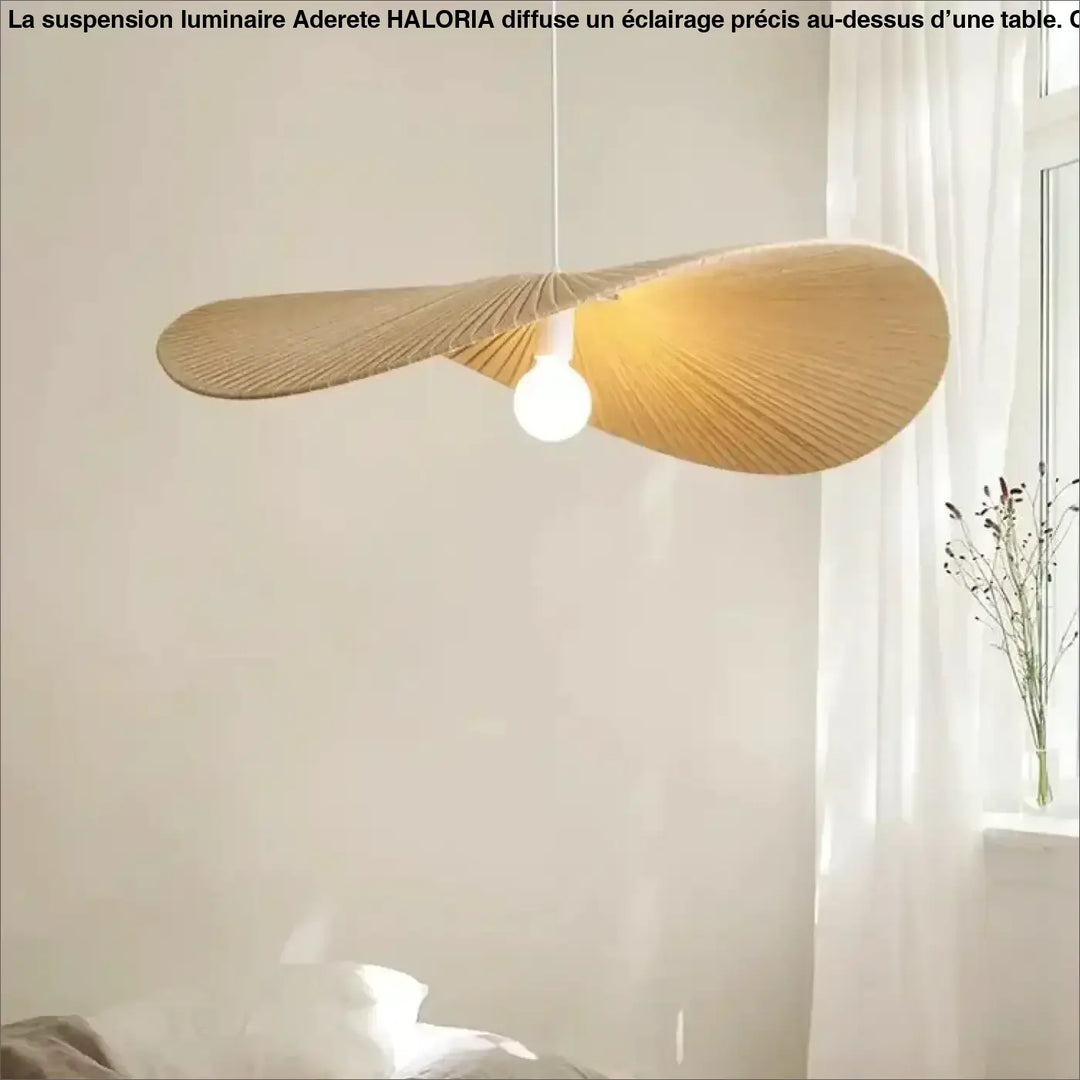 Suspension luminaire ondulée style japandi bois clair beige