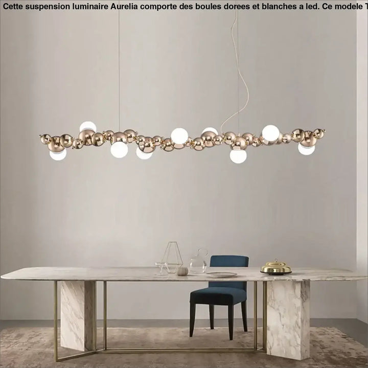 Suspension Luminaire Avec Des Boules Dorées Et Blanches À LED