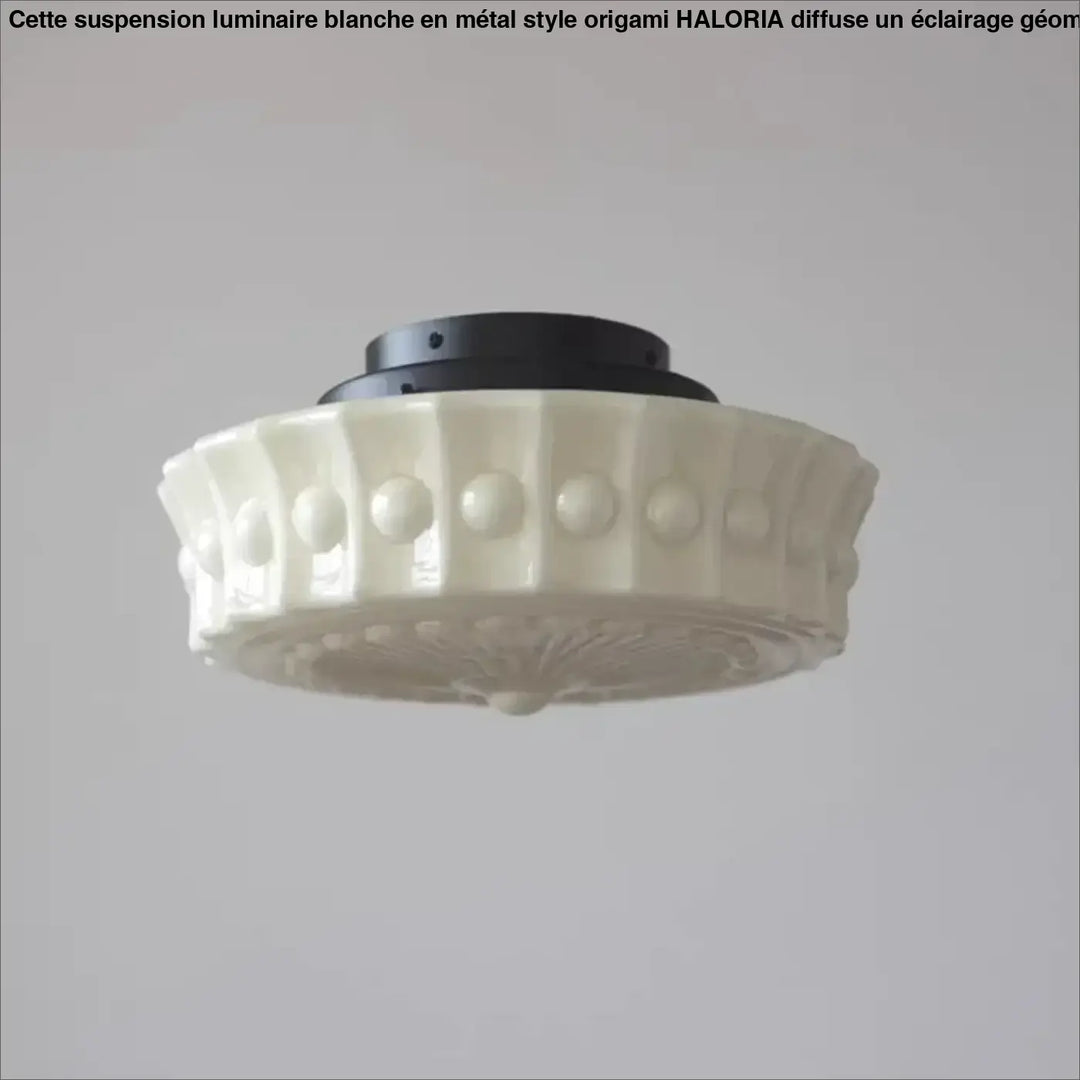 Plafonnier design rétro en verre sculpté ambiance raffinée