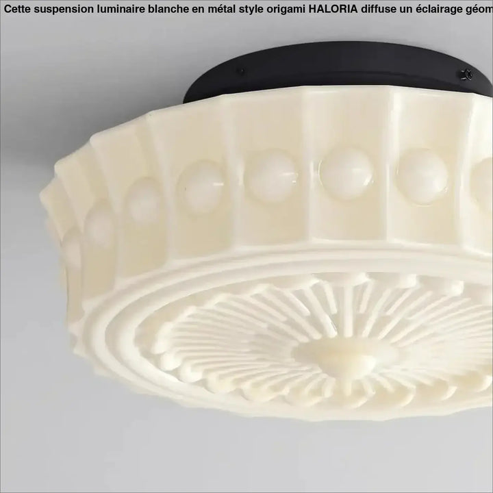 Plafonnier design rétro en verre sculpté ambiance raffinée