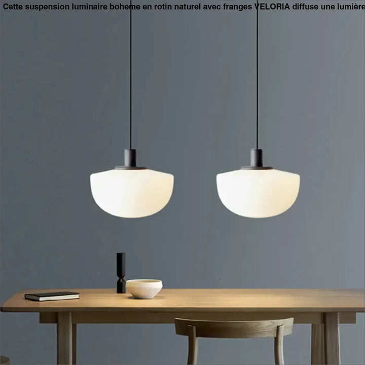 Suspension double moderne avec boules en verre blanc mat design