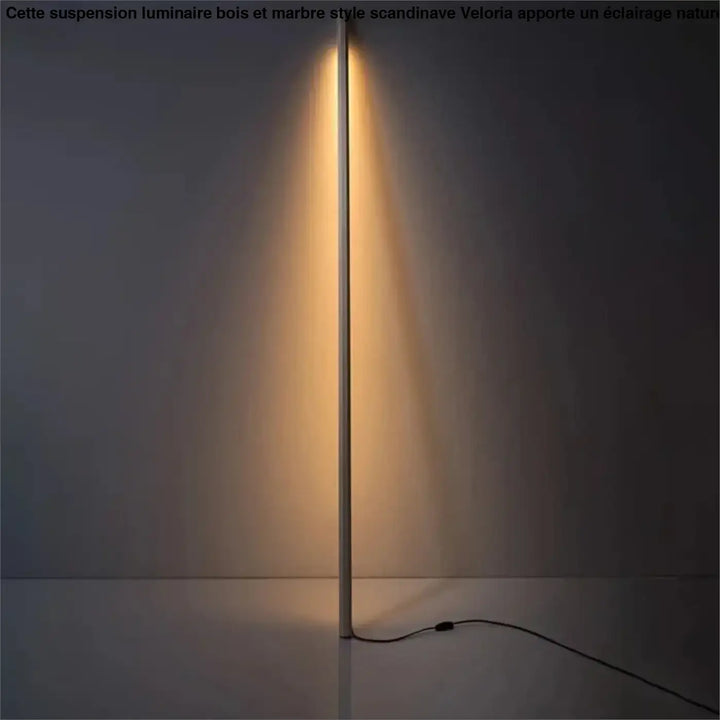 Lampadaire vertical en bois éclairage ambiant élégant
