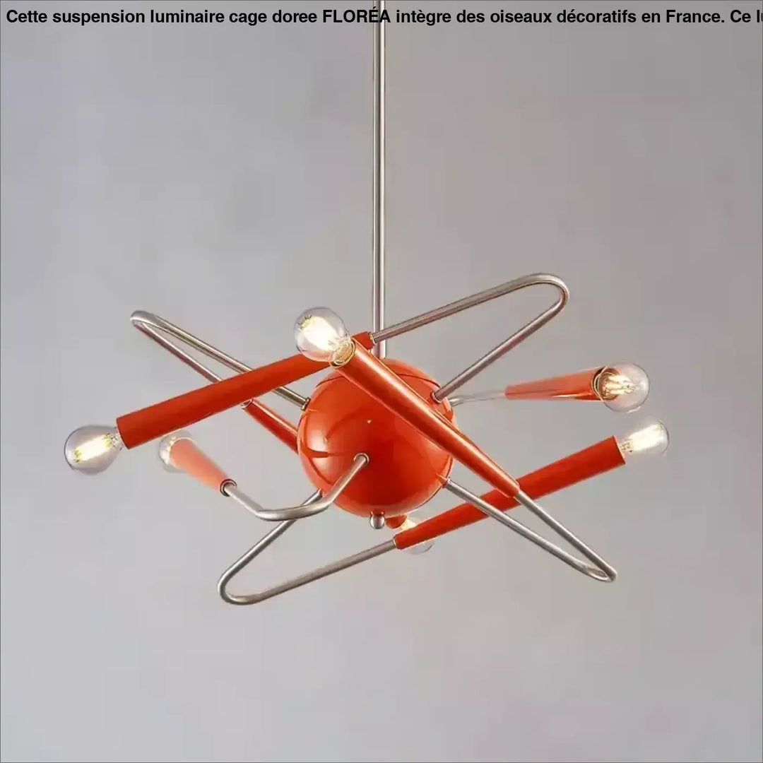 Suspension luminaire cage dorée floréa avec décor oiseaux, suspension luminaire sphérique orange et bras chromés avec ampoules exposées