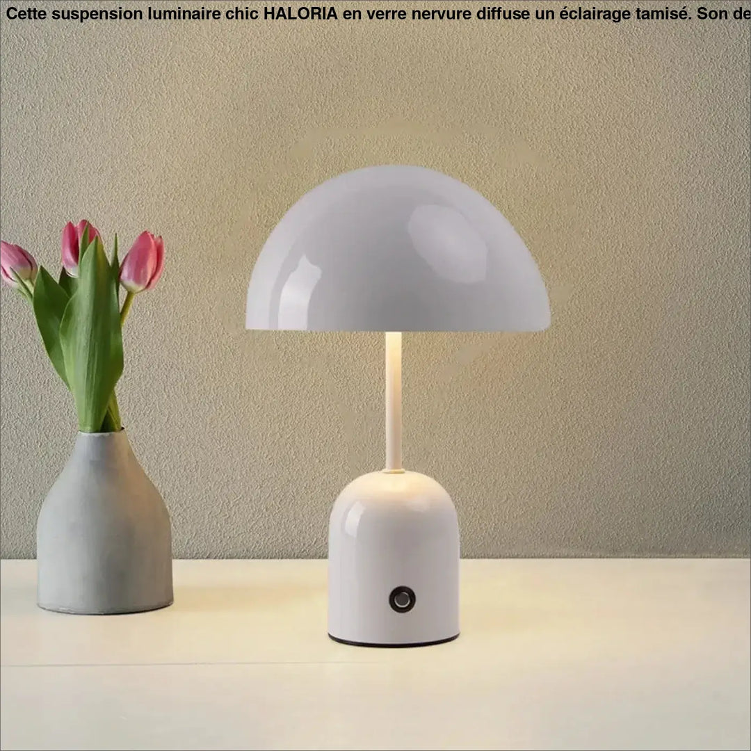 Lampe de table kapula blanche en forme de champignon avec finition brillante design contemporain et présence élégante