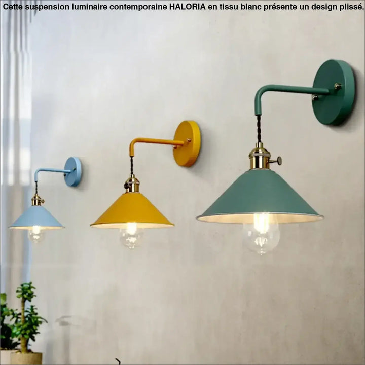 Applique murale juKE vintage en pastel bleu, jaune moutarde et vert teal avec accents en laiton
