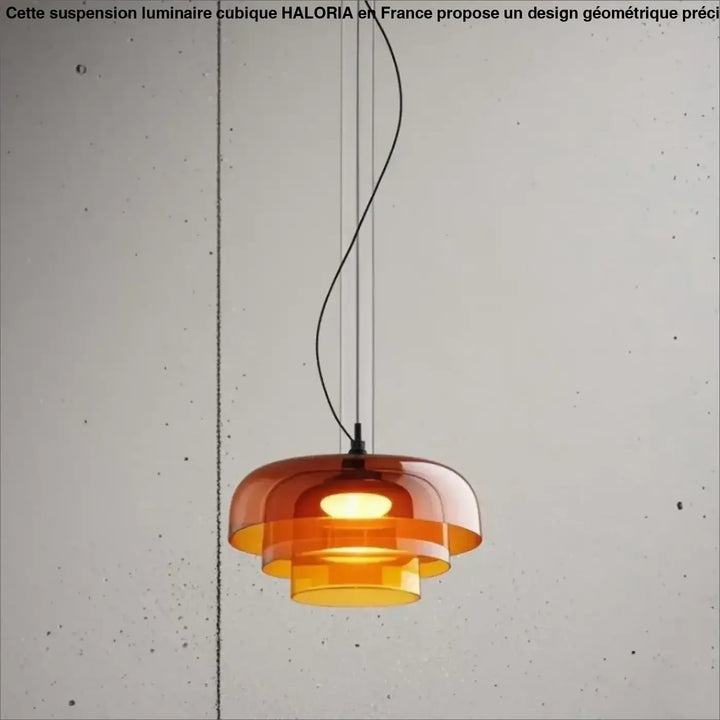 Suspension luminaire moderne zaoh avec verre teinté ambre en couches et cordon noir courbé, objet décoratif élégant