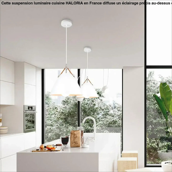 Luminaire cuisine moderne suspension luminaire cuisine blanche avec accents en bois et design minimaliste suspendue au plafond