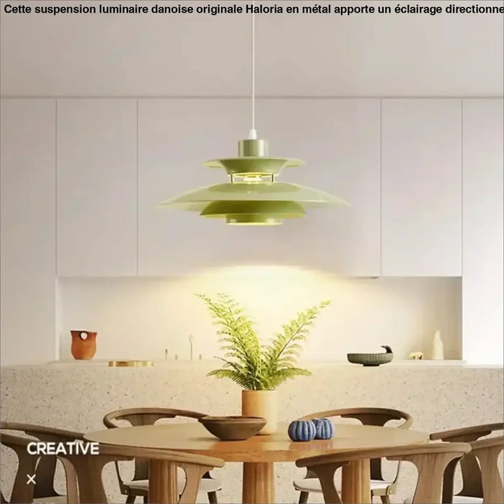 Suspension Luminaire Danoise Originale Pour Décorer Un Restaurant
