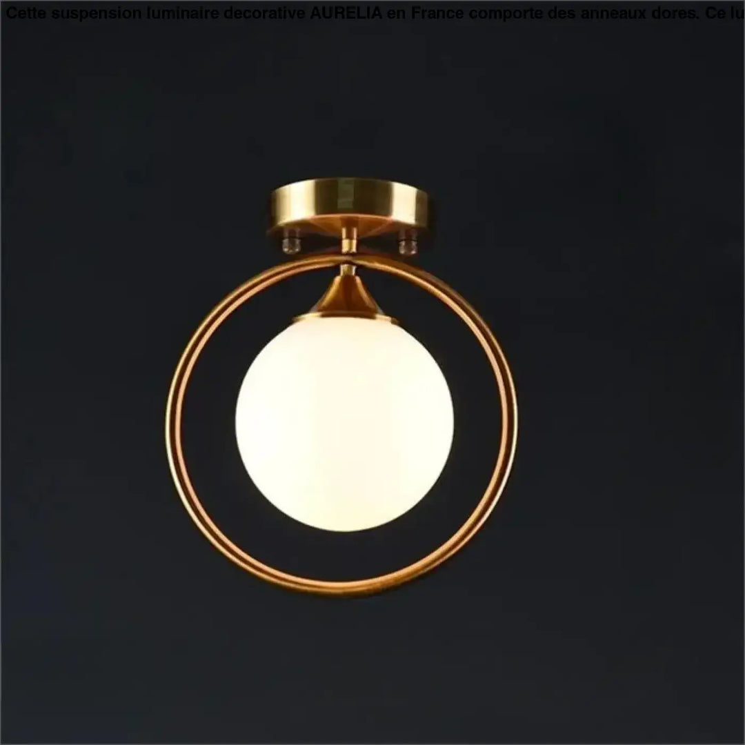 Plafonnier chic orbane avec anneau doré et boule lumineuse en verre dépoli pour éclairage élégant