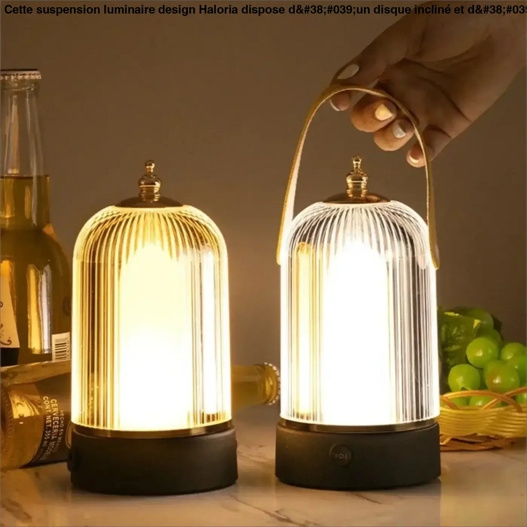 Lampe de table clarea en verre côtelé doré avec base et anse noire a l’esprit lanterne moderne à l’esprit