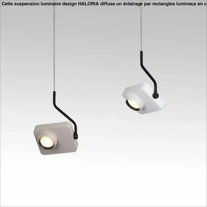 Suspension luminaire quadra avec structure minimaliste blanche, bras noirs courbés et lumière ciblée circulaire