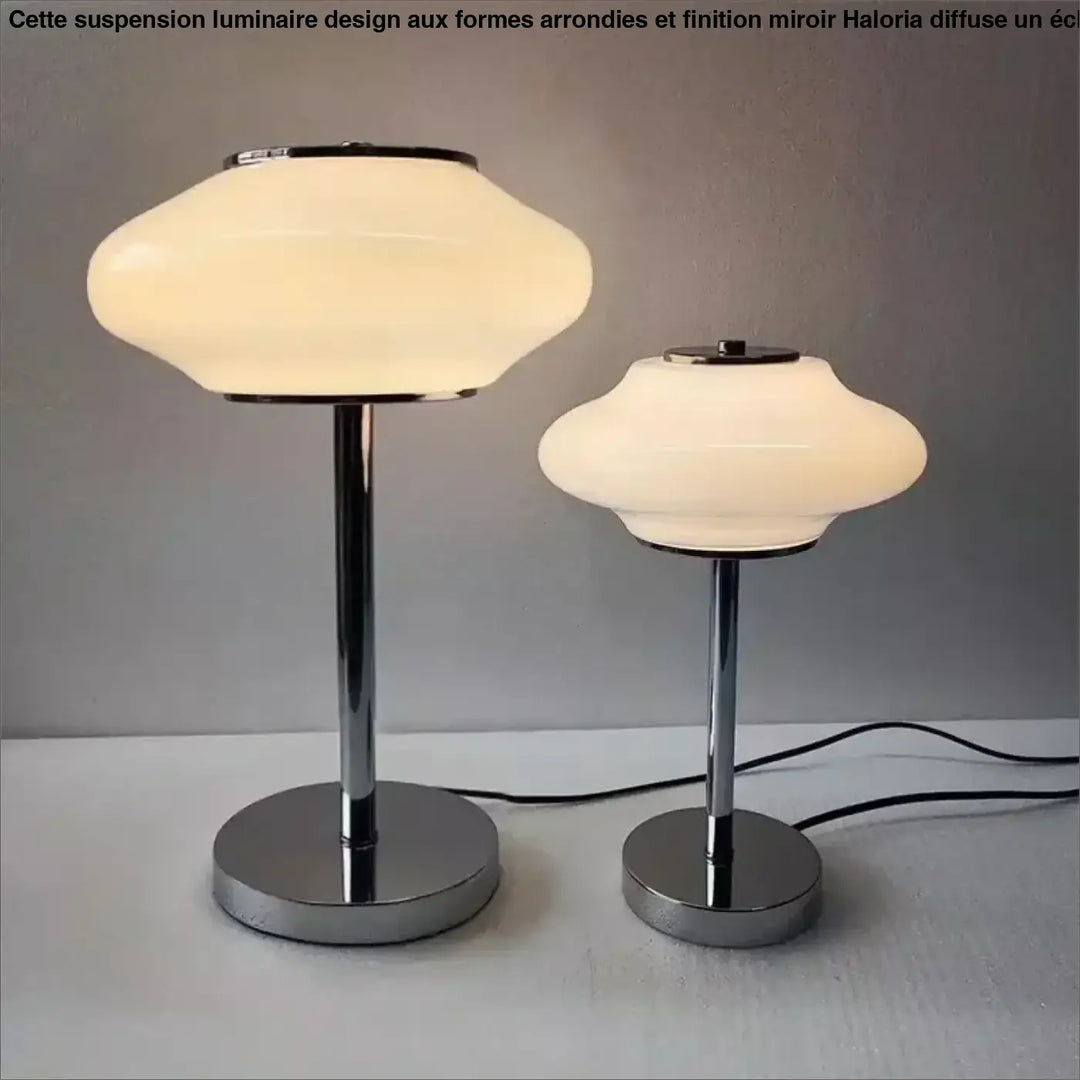 Deux lampes de table albr y en design vintage avec abat-jours en verre blanc opale finition chrome sleek