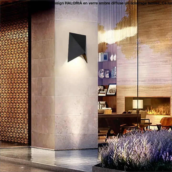Applique murale moderne noire en forme géométrique avec finition mate pour décoration murale élégante