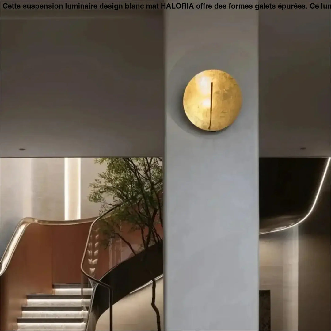 Applique Murale Design Ronde Dorée Effet Lune Élégante


