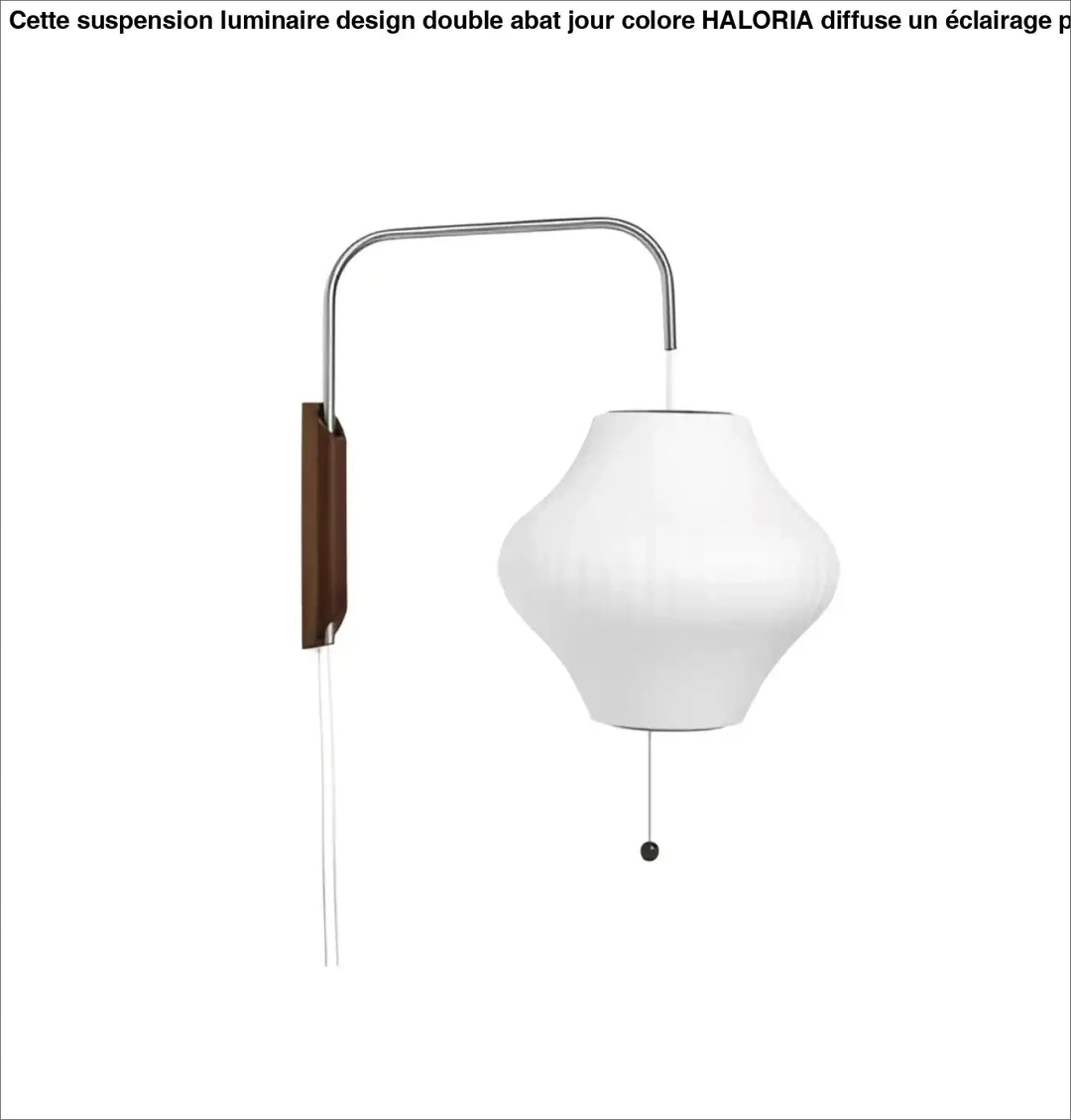 Applique murale hyggo avec abat-jour blanc cannelé en papier monté sur bras chromé incurvé et plaque murale en bois foncé pour besoin d’ouvrir