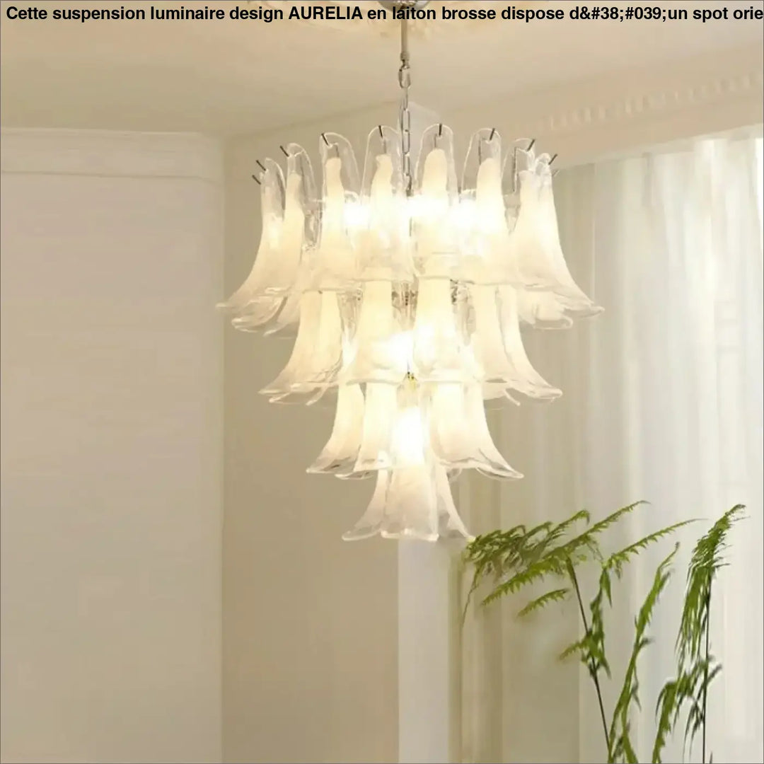 Suspension luminaire nymo avec verre soufflé en pétales blancs translucides et cadre chrome pour une élégance intemporelle