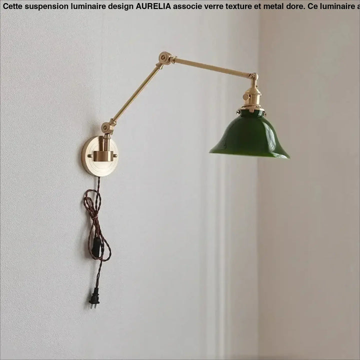 Applique murale orientable en laiton avec abat jour verte chic