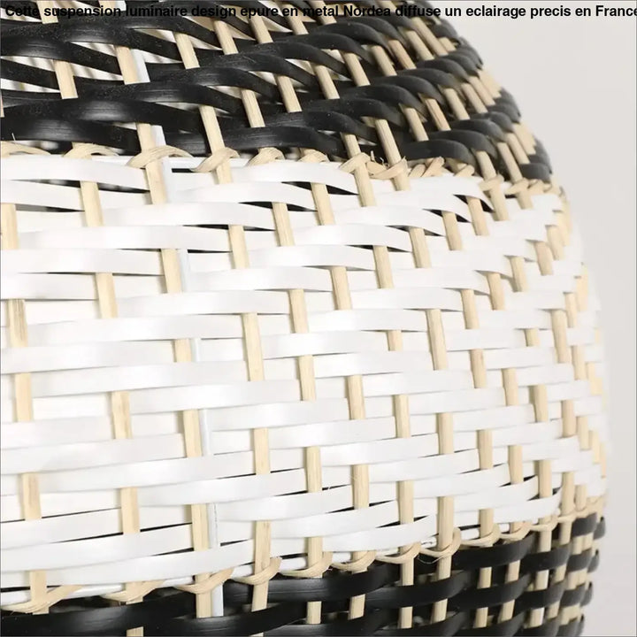 Luminaire noir et blanc en rotin design écologique et chic
