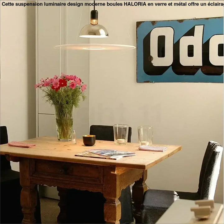 Suspension design moderne en métal chromé avec diffuseur blanc

