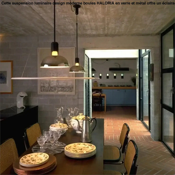 Suspension design moderne en métal chromé avec diffuseur blanc

